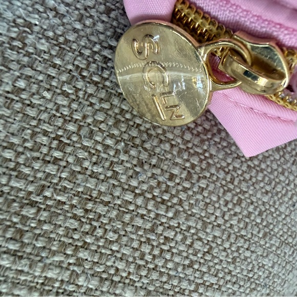 Stoney Clover Lane x Target Pink Cosmetic Brush Set - NEW. - Picture 5 of 7